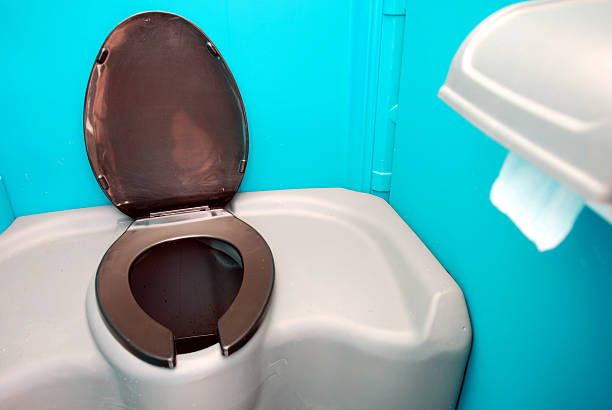 Best Portable restroom trailer rental  in Reno, TX